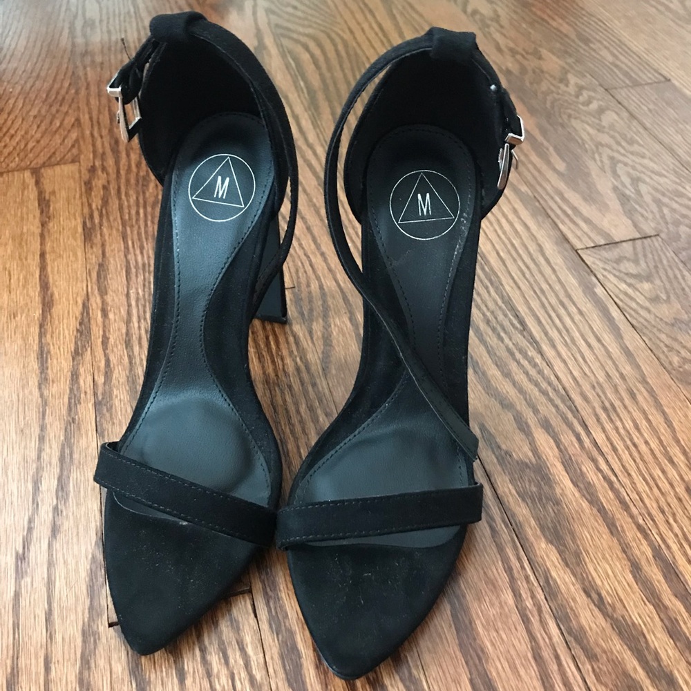 MISSGUIDED SUEDE HEELS